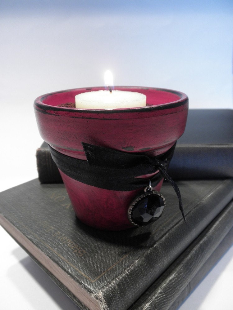 Steampunk\/Goth-Inspired Candleholder