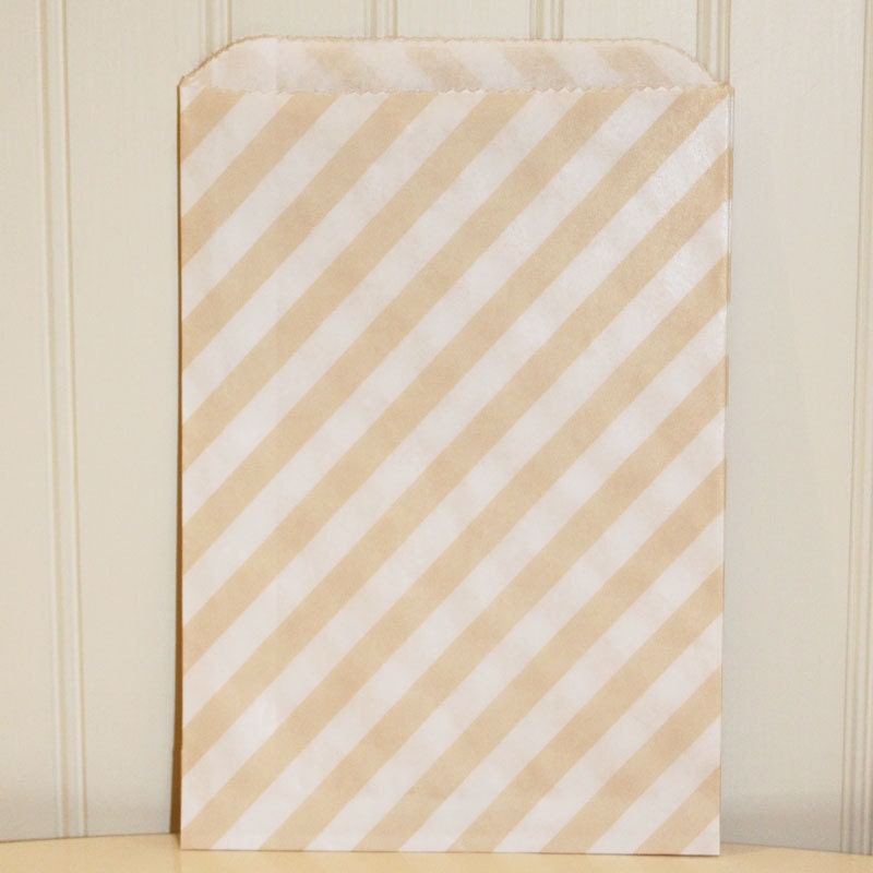 24 Favor Bags IVORY CREAM Candy Stripe Treat Bags - Candy Shop Buffet - Wedding - Birthday - Bridal - Baby Shower - Vintage