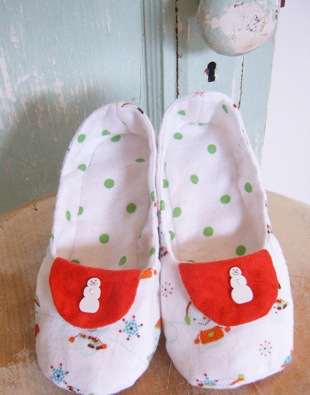 PDF Sewing Pattern - Winterwonderland Flannel Slippers child Size 7 - 12