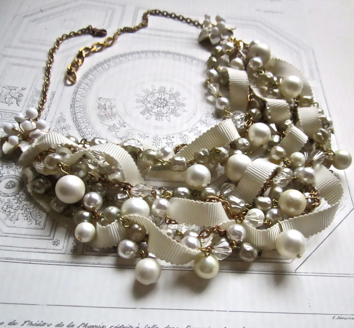 Chunky Bridal Pearl Vintage Wedding Bib Statement Necklace Ribbon & Pearl Gold Vintage Flower Brooch - Pearls, Pearls, Pearls Necklace