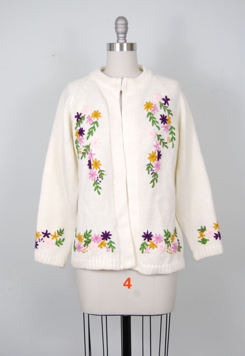 Vintage 1960s WILDFLOWER embroidered floral cardigan sweater lg