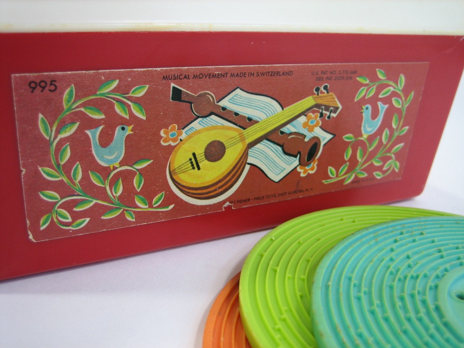 FISHER PRICE Music Box Record Player 1971