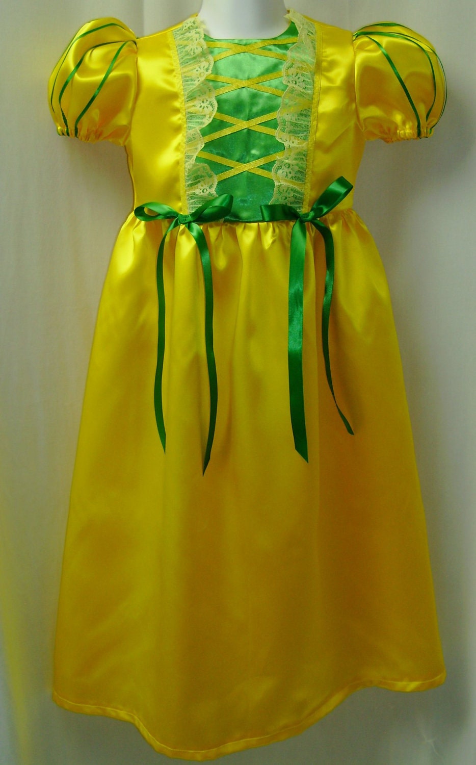 Girl's Princess Dressup Dress Up Costume Cosplay Rennaisance Size 2 Yellow and Green