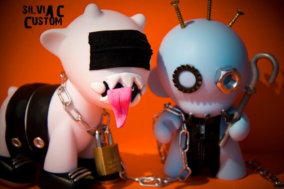 Silviacat - Kidrobot handpainted Mini Raffy and a Mini Munny Sadoman and Sadofido