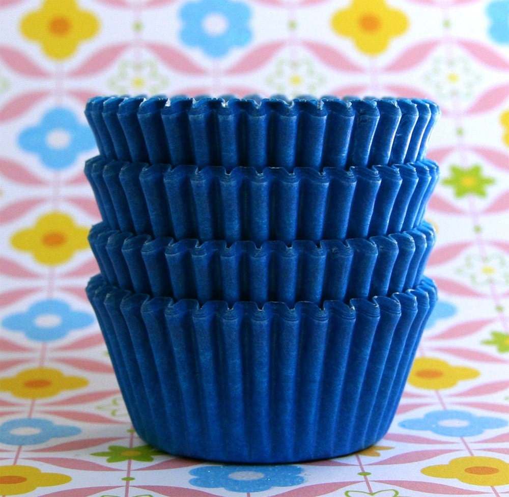 MINI Blue Cupcake Liners (100) Il_570xn