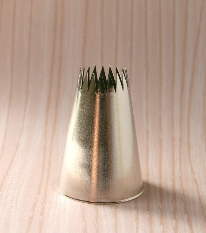 Extra Large French Pastry Tip for Cupcake Decorating Il_570xn