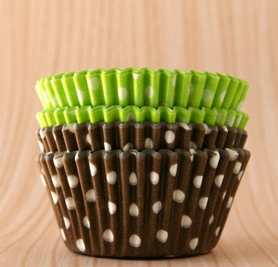 Cupcake Liners - Lime and Chocolate Brown Polka Dot Mix (60)