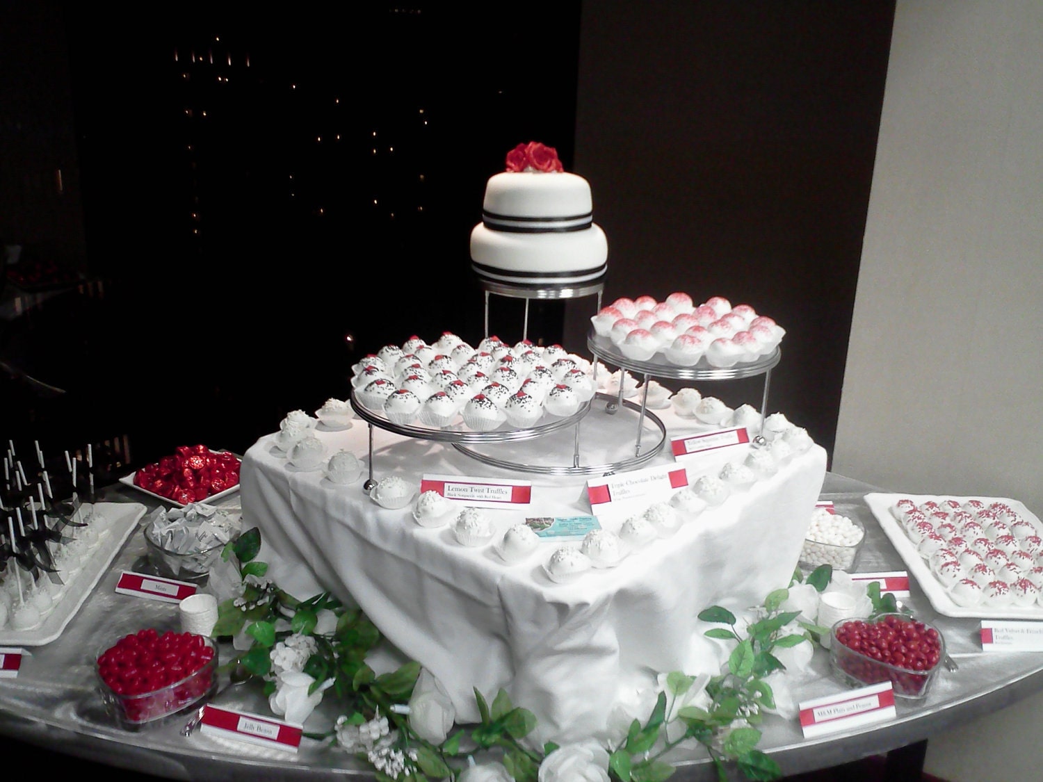 Wedding Cake Pops and Truffles
