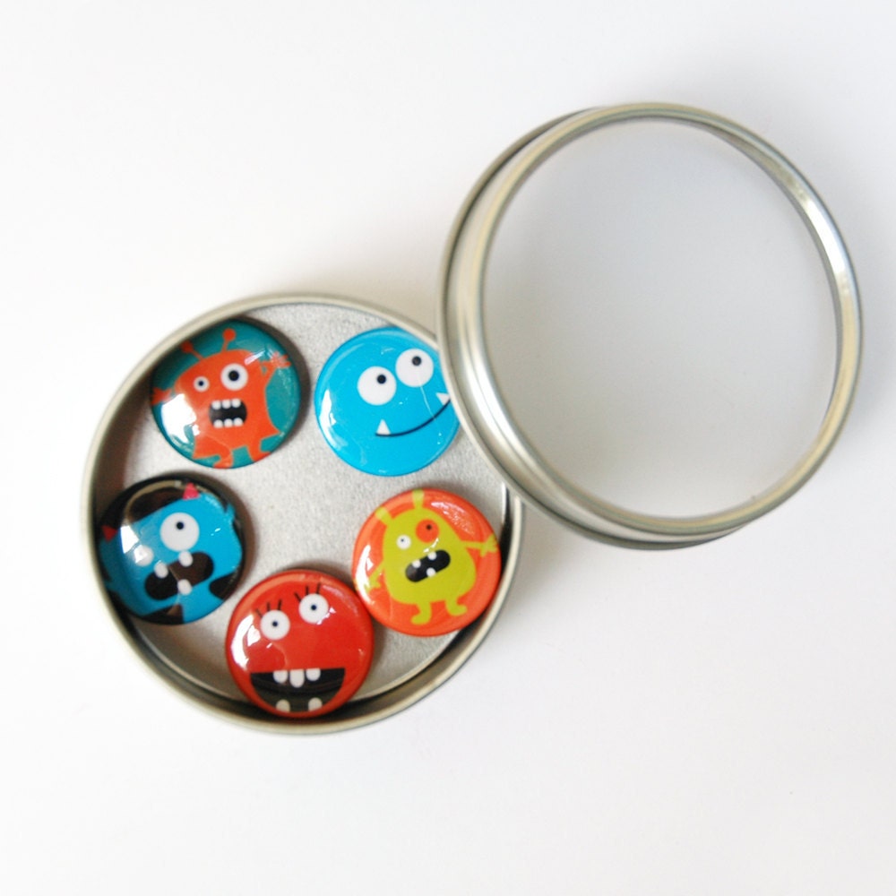 Little Monsters .... set of 5 magnets in gift tin
