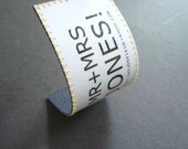 Handmade Wedding Gift for The Groom and Bride - Leather Mr. & Mrs. Luggage tag