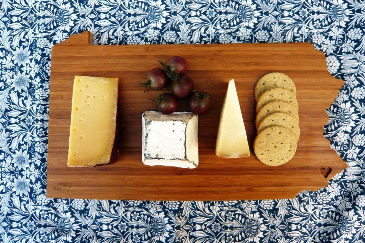 AHeirloom's Pennsylvania State Cutting Board