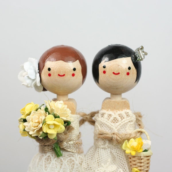 Custom Wedding Cake Topper with 2x CUSTOM CLOTHING