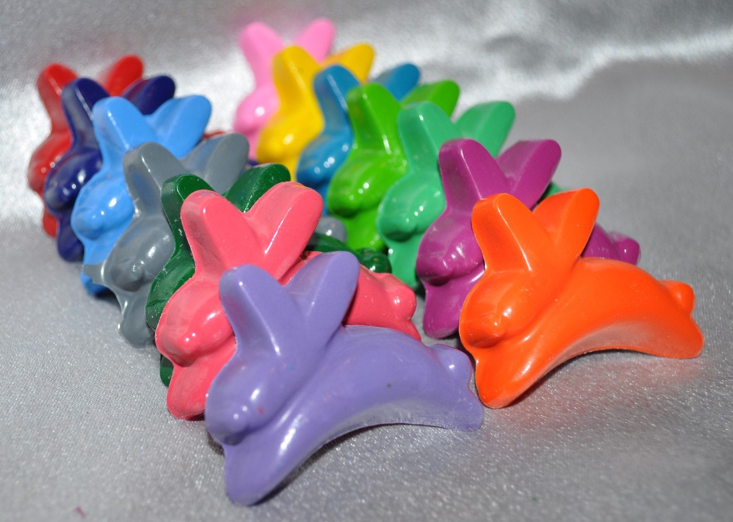 Recycled Crayons Rabbit Shaped Total of 14. Il_170x135