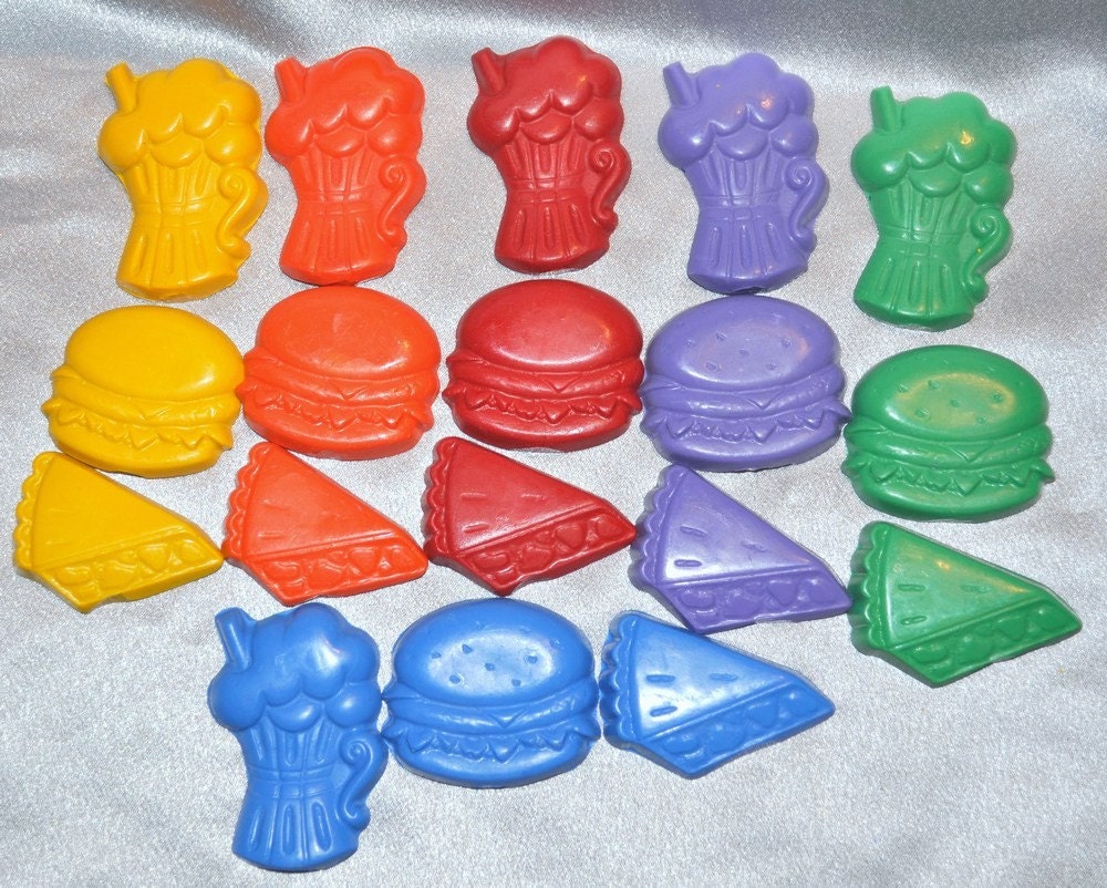 Recycled Crayons Shake, Hamburger, Pie Shaped Total of 18 Crayons Il_170x135