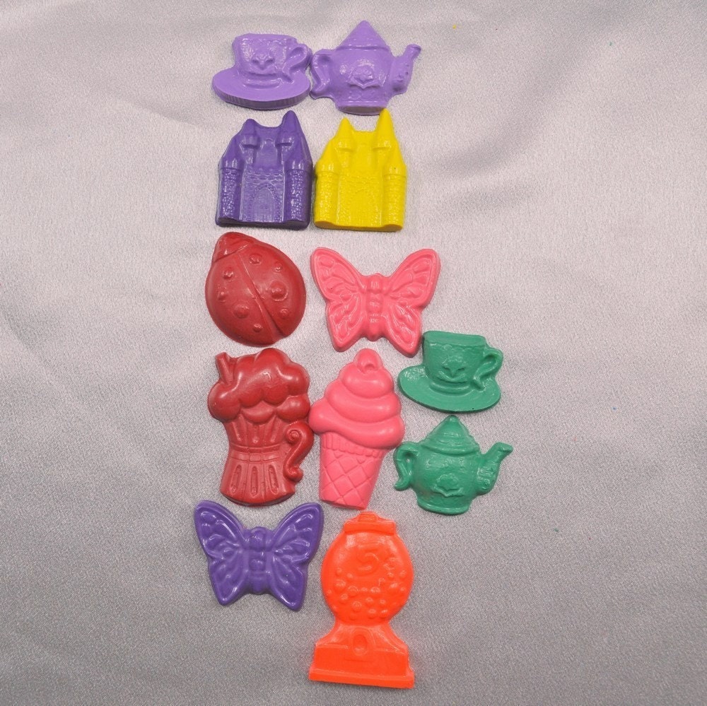 Recycled Crayons Girl Shapes Total of 12 Crayons Il_170x135