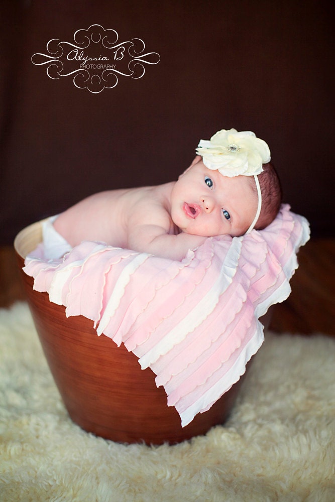 Ruffle Blanket pink and white multi color