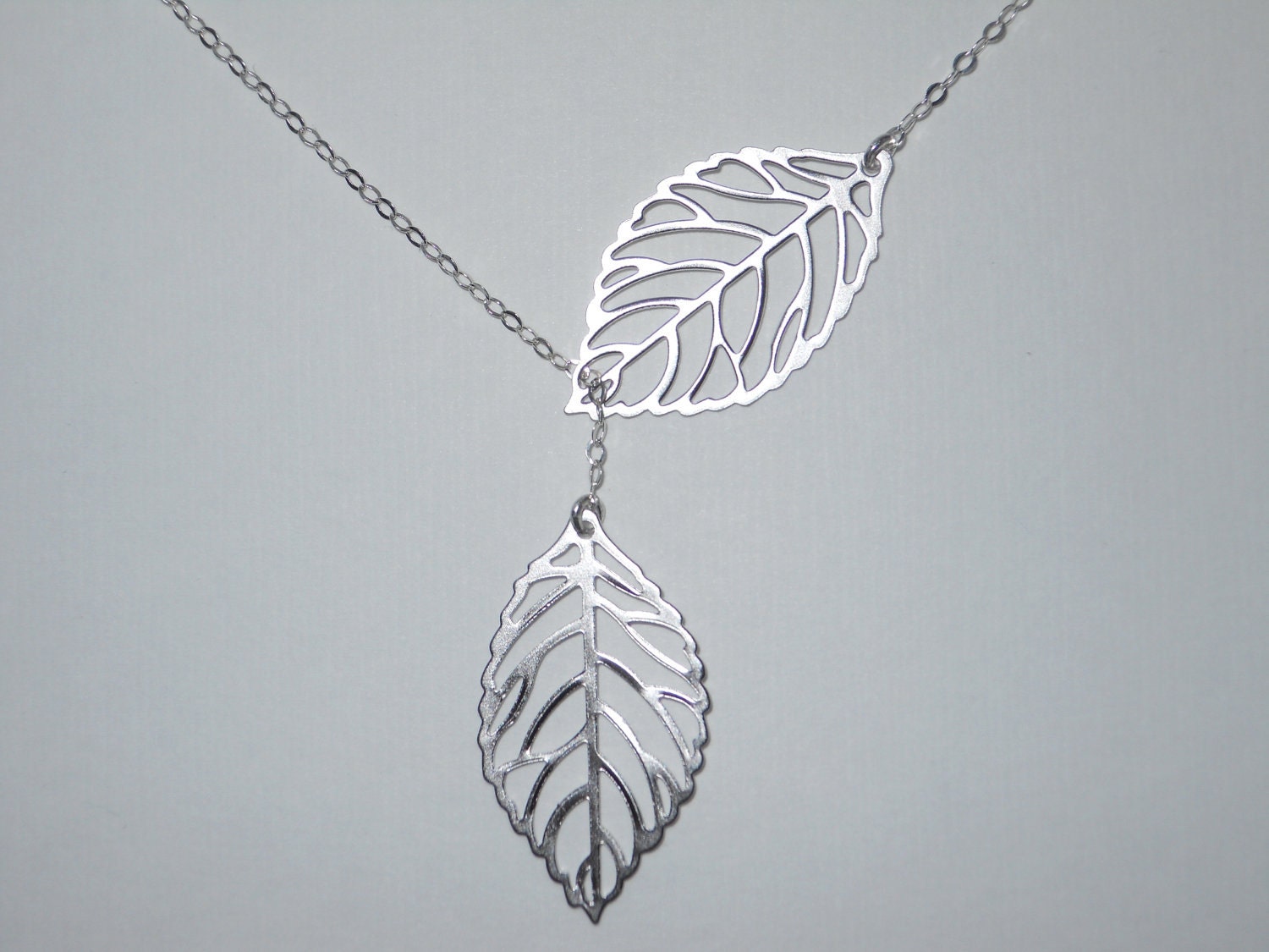 Leaf Lariat