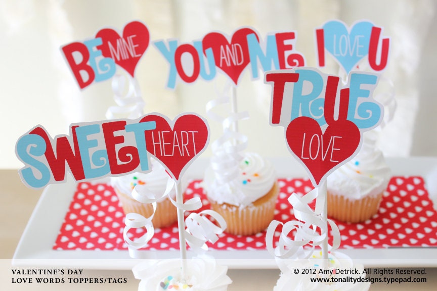Valentine's Day Cupcake Toppers/Tags - Love Words