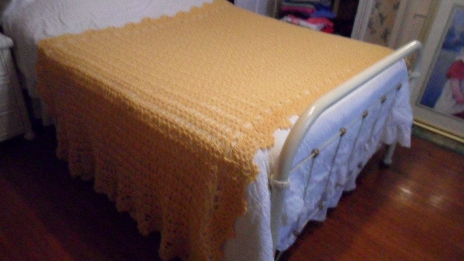 X-Large Buttercup  Cozy Cover Throw Afghan Blanket - 'LACY PINEAPPLE'