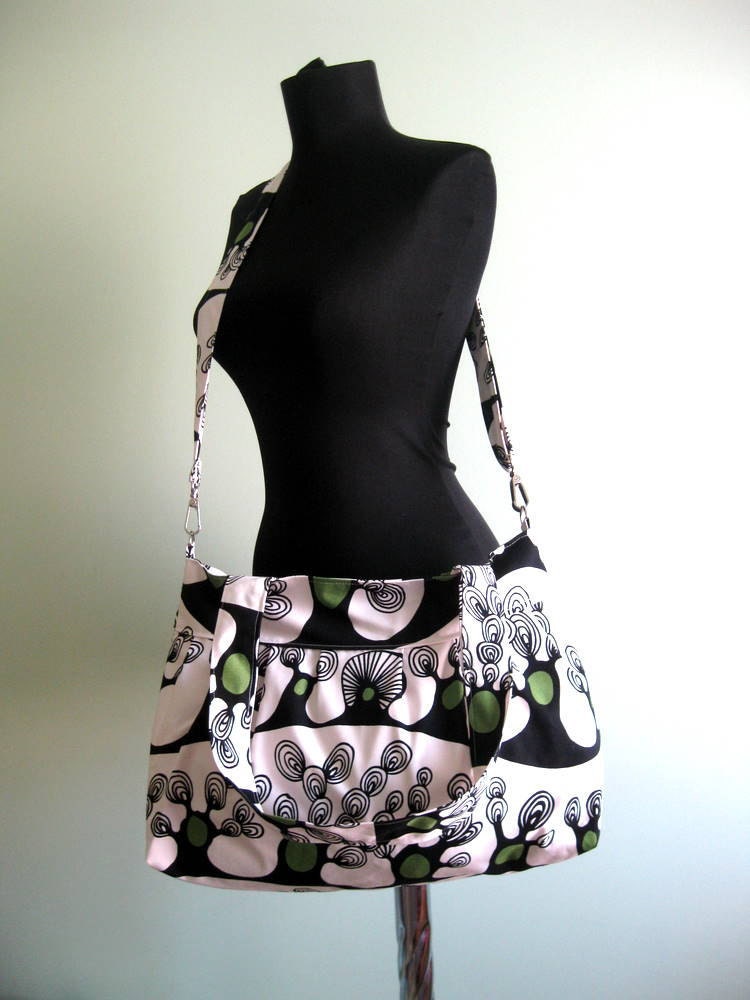 Sale % 10 off-Red and White-Pleated Bag-Large-Double Straps and Adjustable to Straps-6 Large Pockets-Zipper Clouse