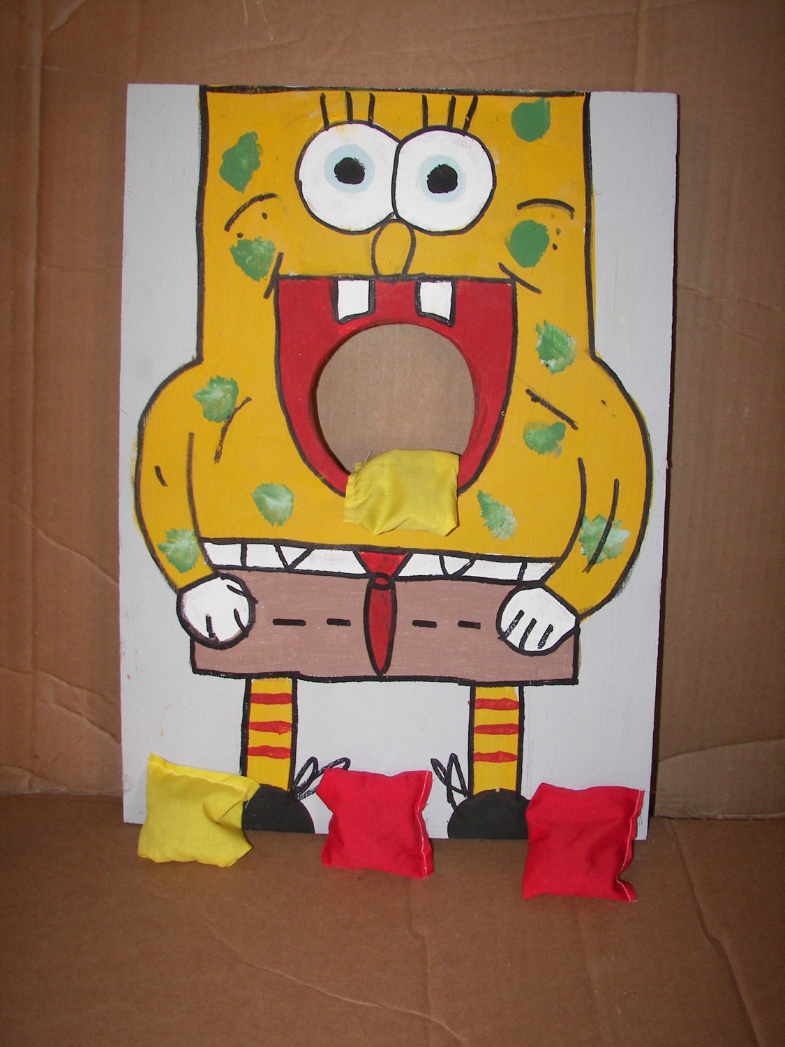Sponge Bob Bean toss  game  with 4  bean bags