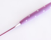 Crochet Hook - Purple Lavender Polka Dots polymer clay - size 3.5mm
