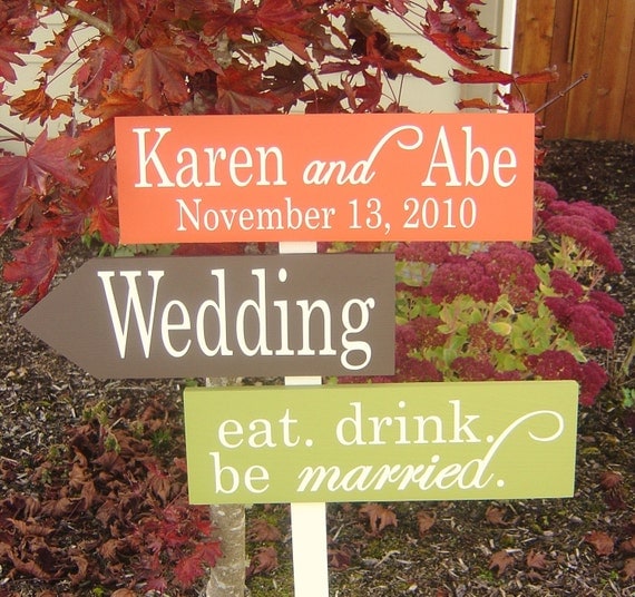 Personalized, Unique Wedding Directional Signs with Arrows. Made to Order for your Fall, Autumn or Thanksgiving Wedding.