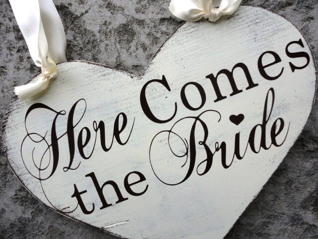 Heart Wedding Sign. You May Now Kiss my Mom, Here Come The Bride, Happily Ever After, Just Married or Thank You. 11 1/2  X 14 1/2 in.