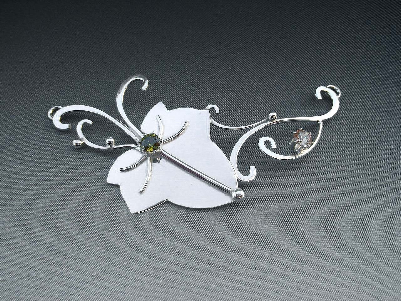 Ivy Leaf Pendant Celtic Elven Wedding Necklace Magical