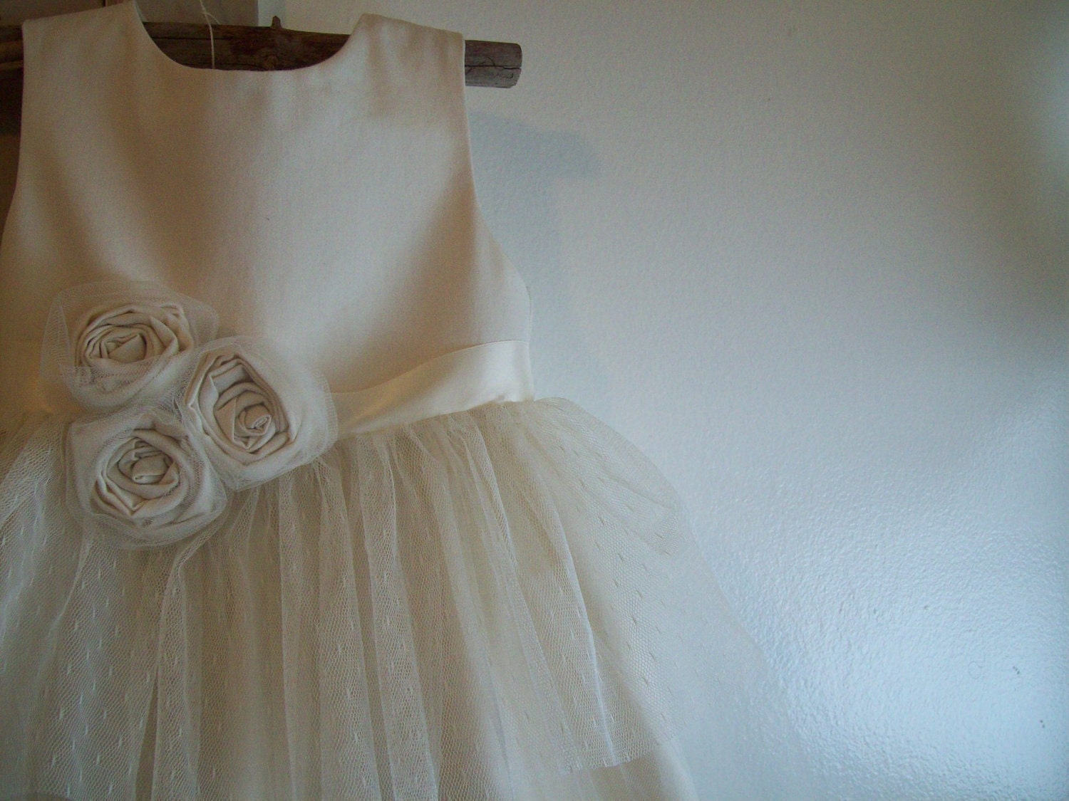 Vintage style Flower Girl Dress ... natural Organic cotton ...2T-5
