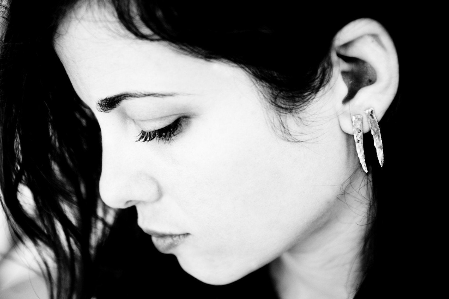 Bear Claws. Hammered Sterling Silver Earrings. Unisex Man or Woman. Handmade Post Earrings.