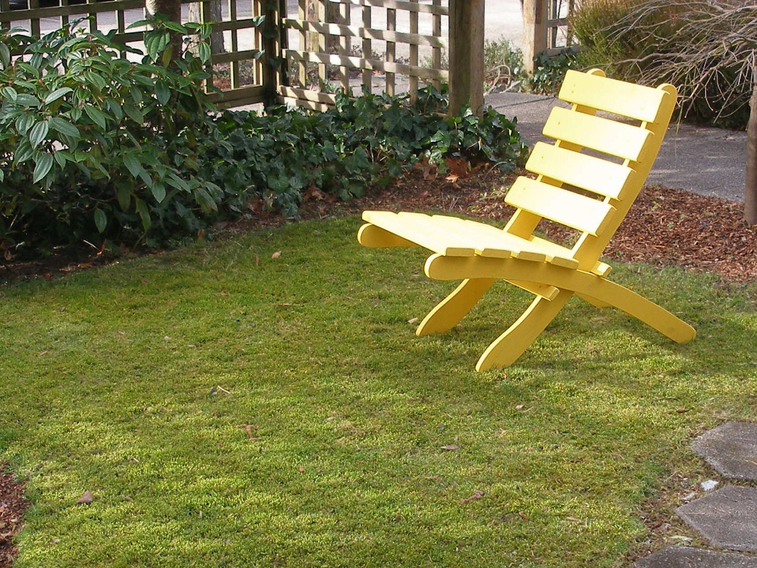 Colorful Cedar Chair for Home, Patio, Cabin (color: Yellow)