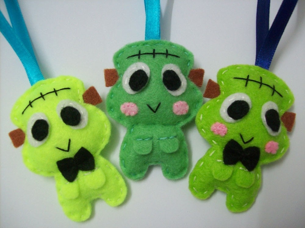 Cute Halloween Ornament/Keyring/Plush Frankenstein