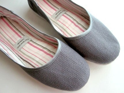 Eco-chic Handmade Vegan Flats in Grey - 910A