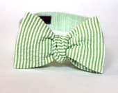 Men's Bow Tie - Green Seersucker - Sage and White Stripe Bowtie - Adjustable