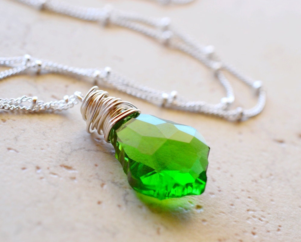 Green Crystal Necklace, Swarovski Crystal Pendant, Sterling Silver and Fern Green, Delicate Satellite Chain