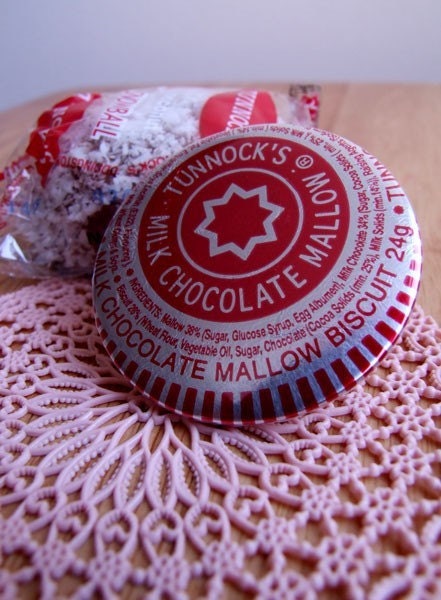 Tunnock's Teacake Pin Badge