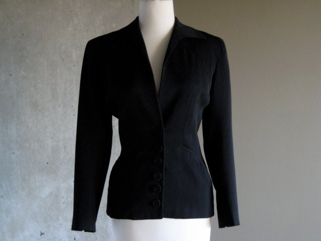 VINTAGE Bond jacket black tailored and styled feminine buttons pockets excellent condition