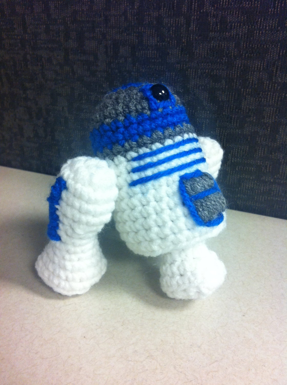 R2-D2 - Star Wars Mini Amigurumi - Custom Made Crochet