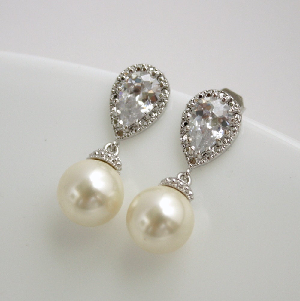 Pearl Jewelry Cream Ivory Pearl Cubic Zirconia Pearl Bridal Earrings Posts Silver with Swarovski Cream Pearls Wedding Jewelry