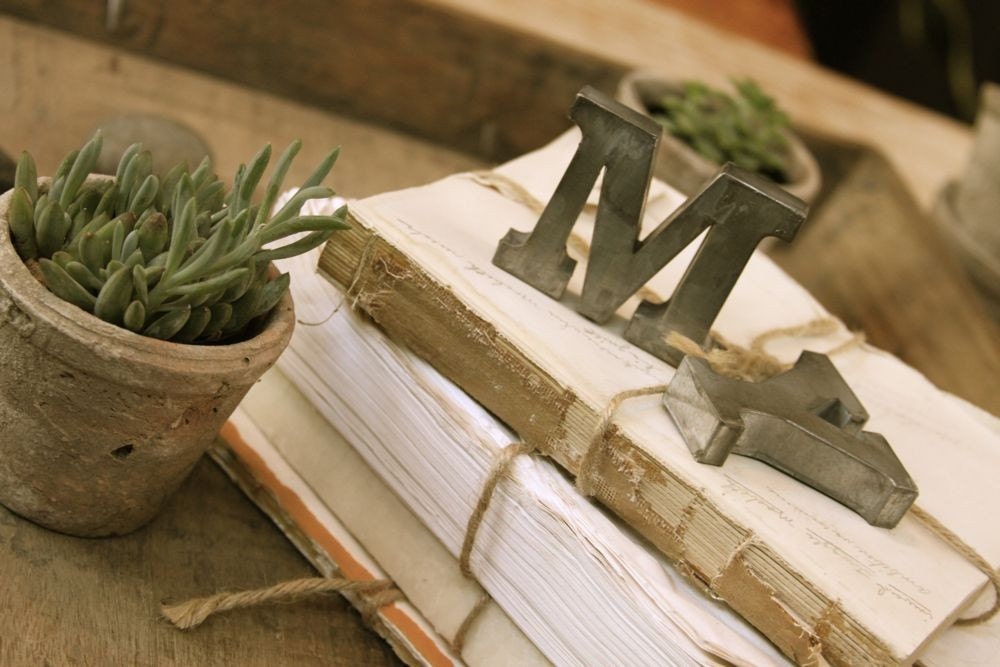 Small zinc letters