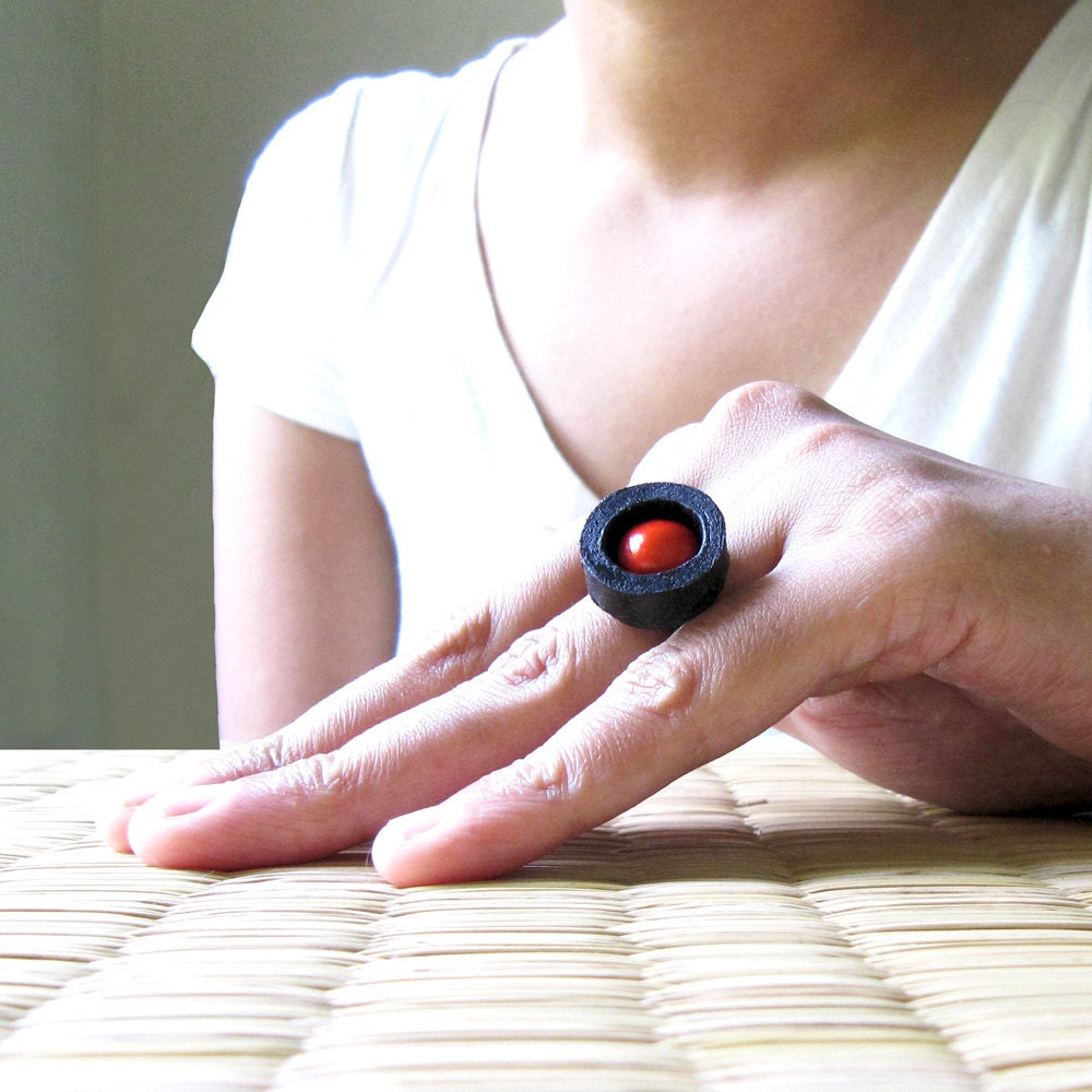 Folk jewelry - Seed jewelry - Seed Ring - Unisex ring - Halloween - Organic jewelry - Halloween, Folk, Organic, Unisex - Black, Red, Orange