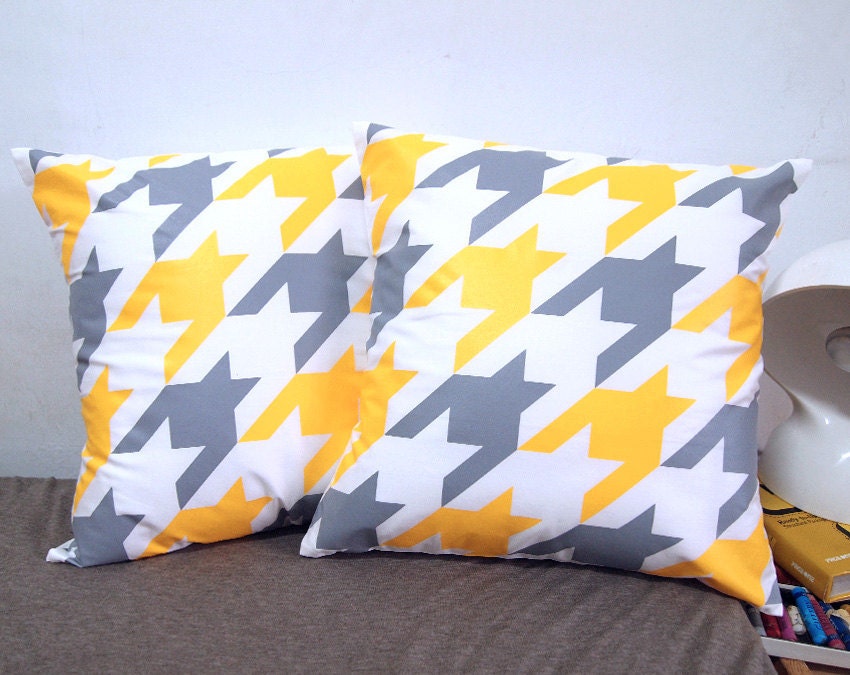 Set of two-Houndstooth Pillow Cover-Yellow and Gray printed in white cotton-16"(40CM)