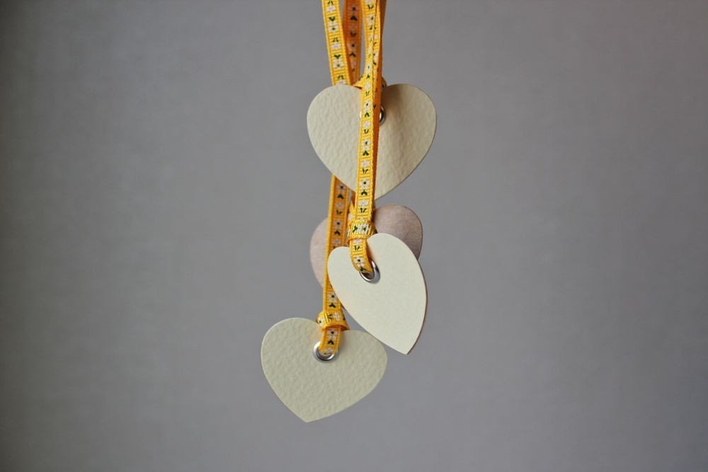 Heart gift tags in yellow - Set of 5