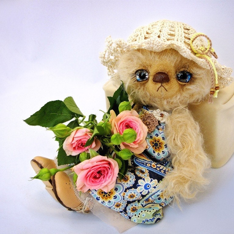 Artist bear PATTERN Arina - emailed PDF - by Tatiana Scalozub