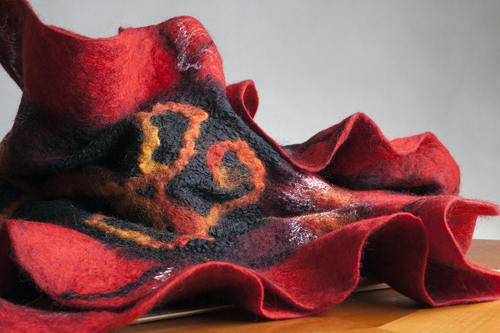 Nuno Felted scarf ruffle collar stole Red and Black