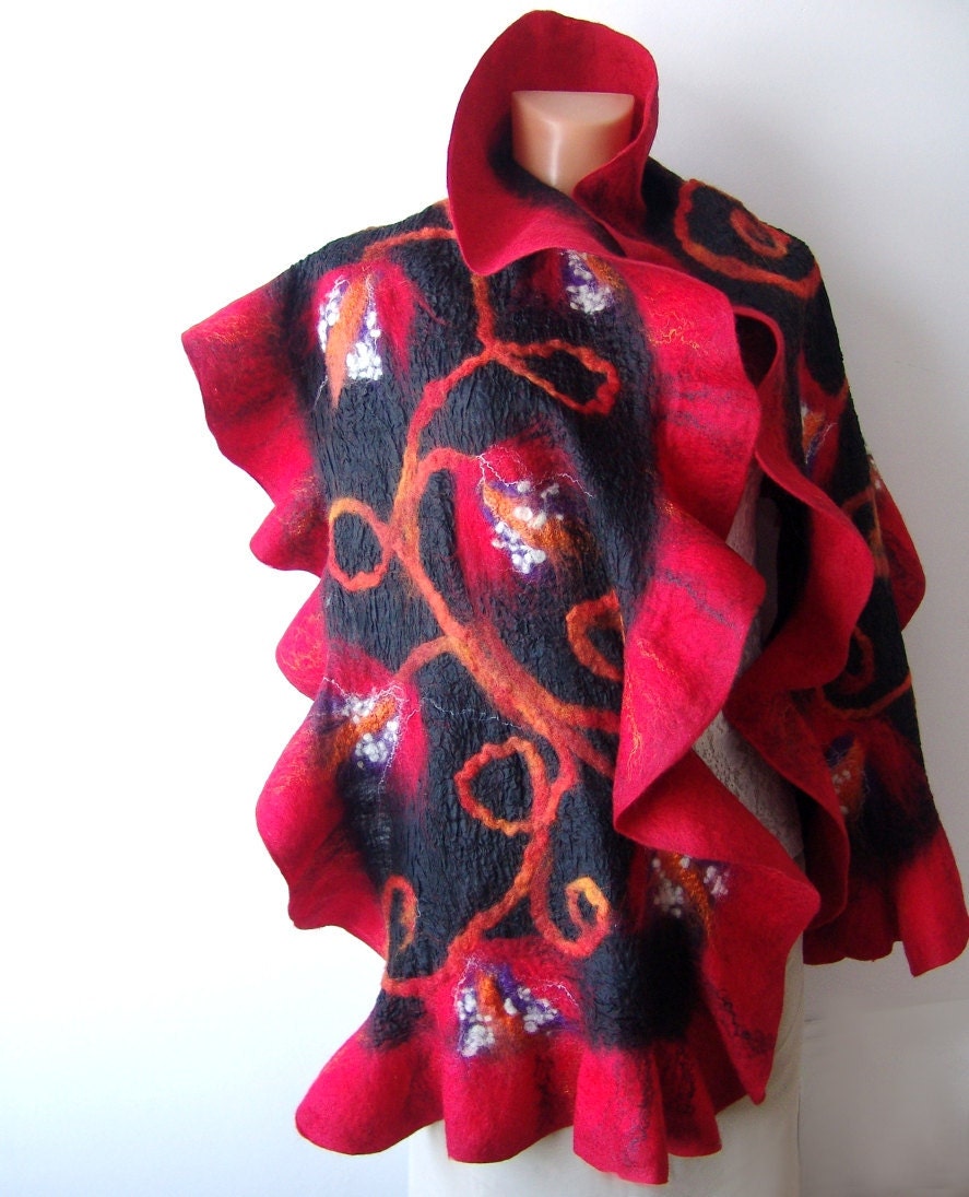 Nuno Felted scarf ruffle collar stole Red and Black