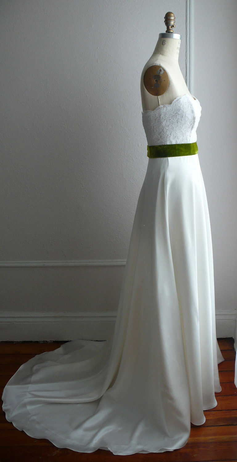 Strapless  1930s inspired "Evalyn" Bridal Gown, French Lace bodice, silk full bias skirt