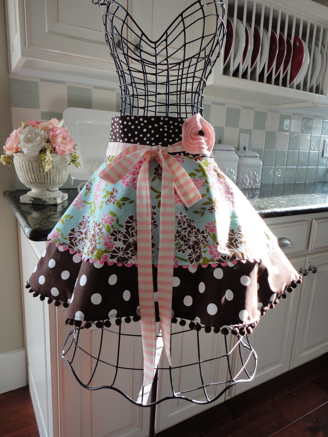 4RetroSisters "Annabelle" Pretty Blue & Pink Bouquet With Chocolate Brown - Retro Womens Half Apron