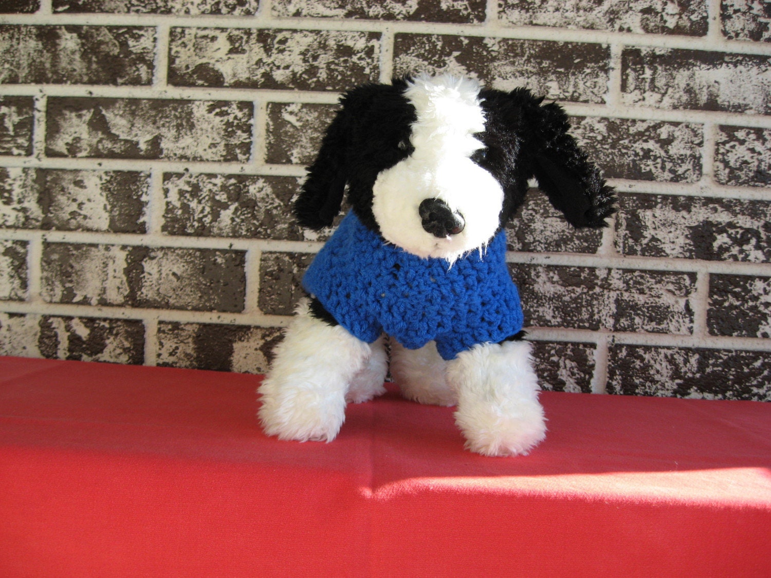 Dog sweater in blue, sizes XS, SM